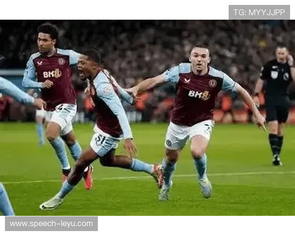 卡利亚里俱乐部新赛季引援布局与保级目标调整引发球迷热议持续升温关注